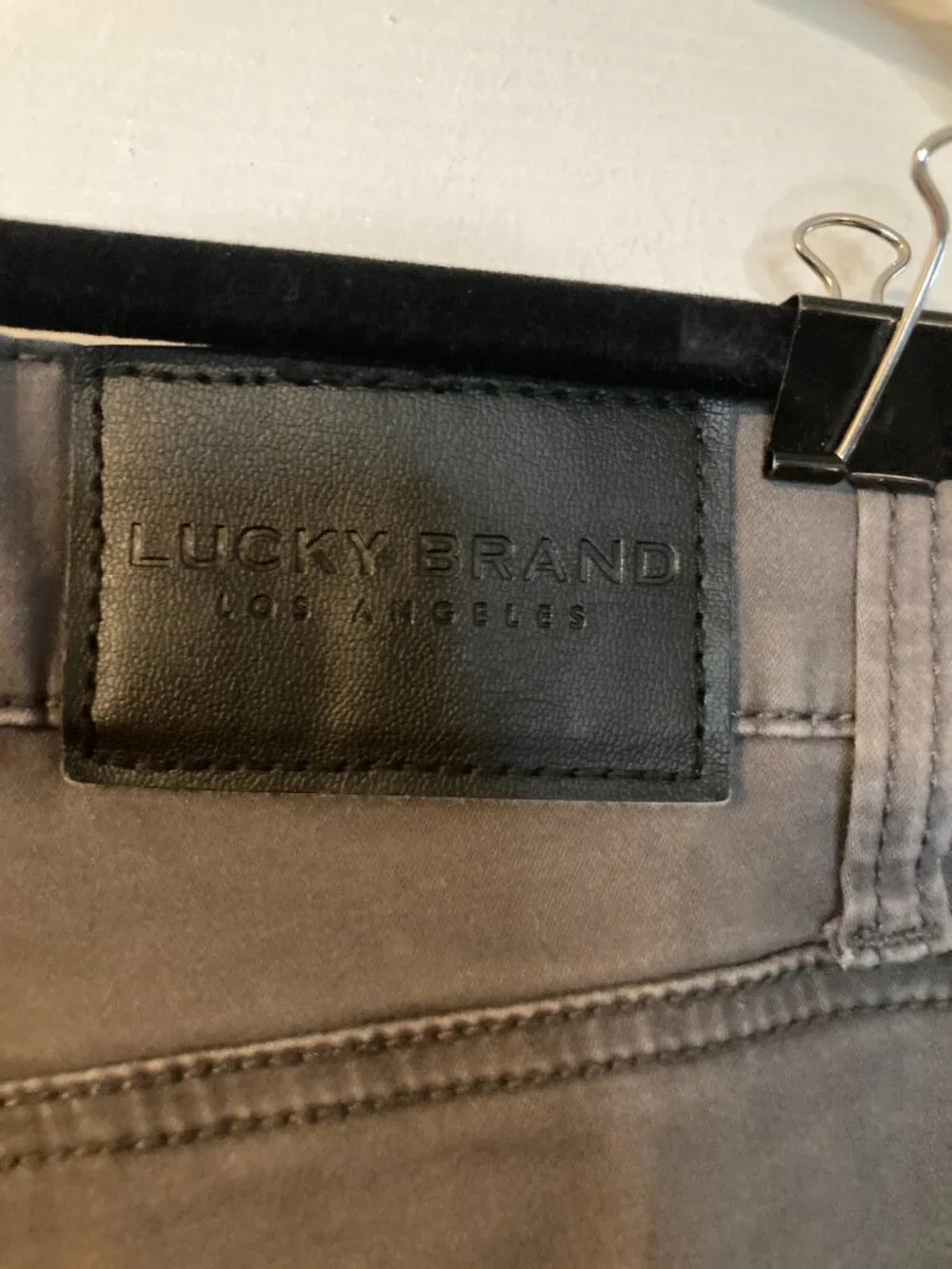 Lucky Brand Men's Gray 
